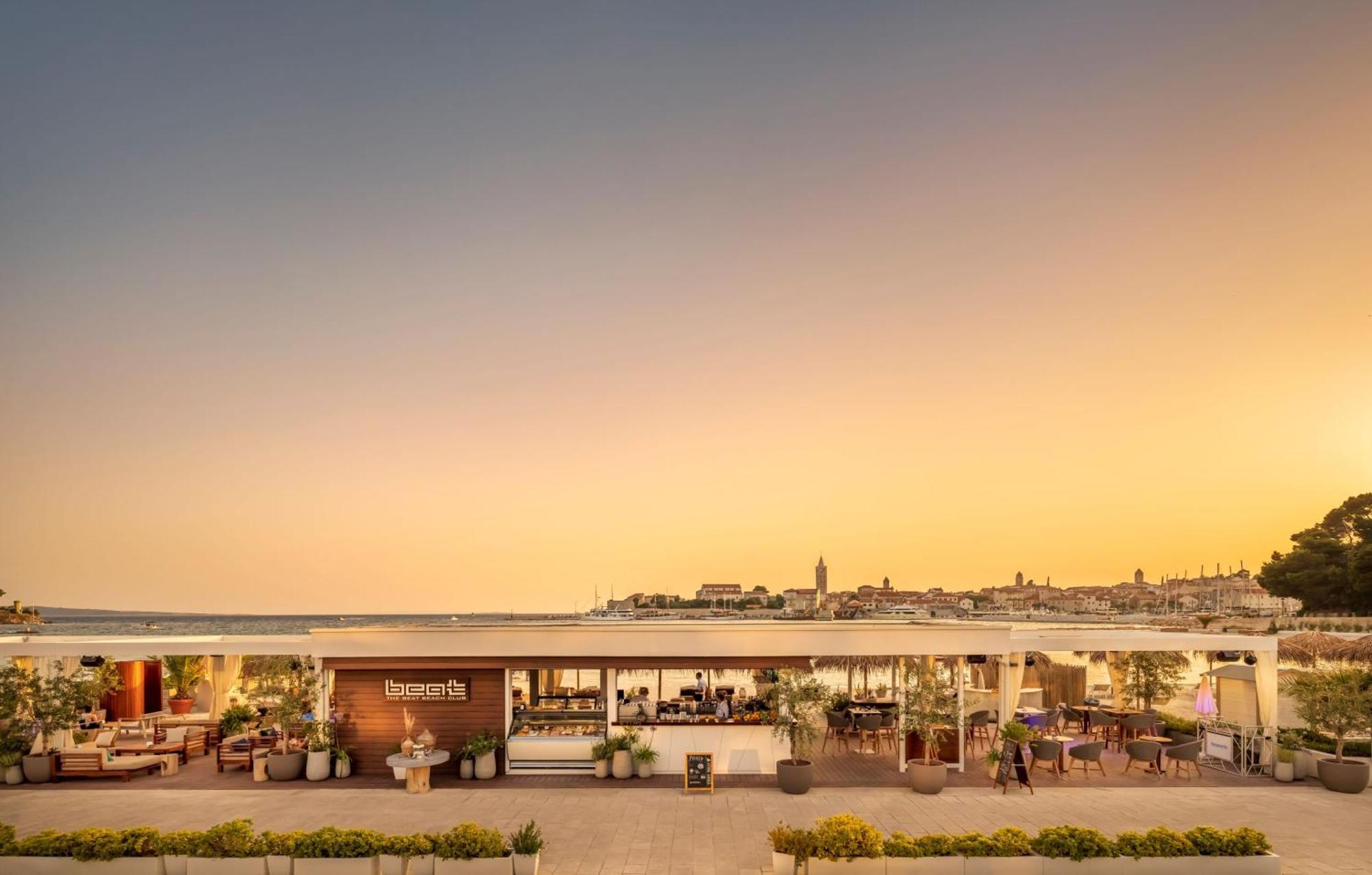 Valamar Padova Hotel Banjol Extérieur photo