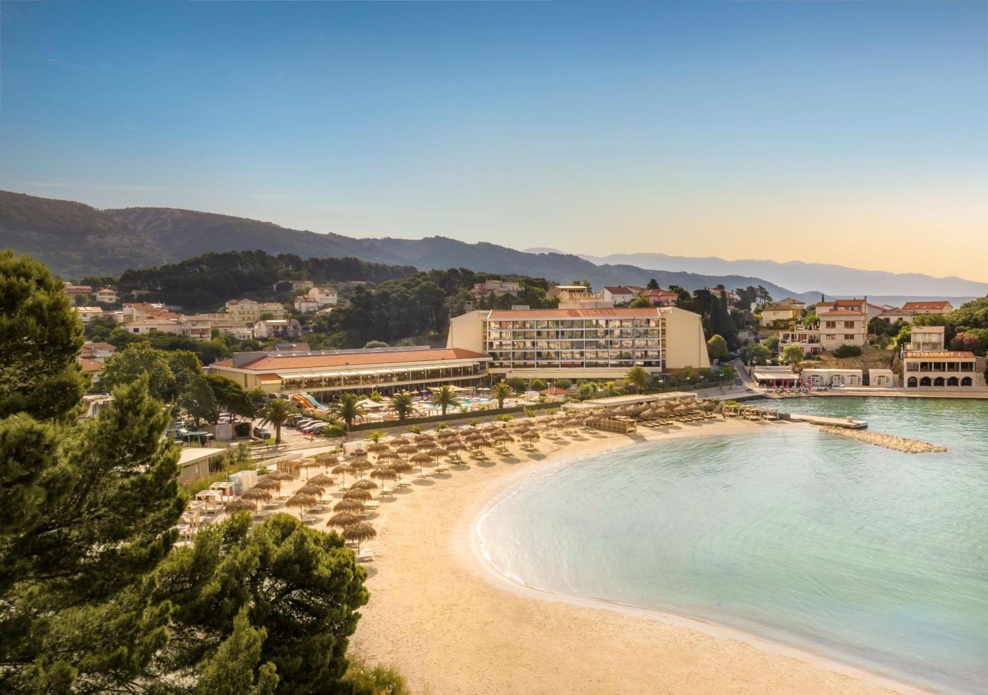 Valamar Padova Hotel Banjol Extérieur photo